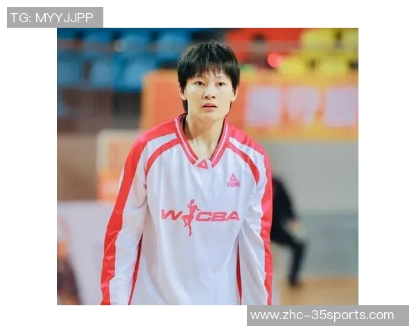 中国女篮30岁王牌逆袭归来肌贴加持砍下25分宫鲁鸣重用她引发热议 中国女篮30岁王牌逆袭归来肌贴加持砍下25分宫鲁鸣重用她引发热议