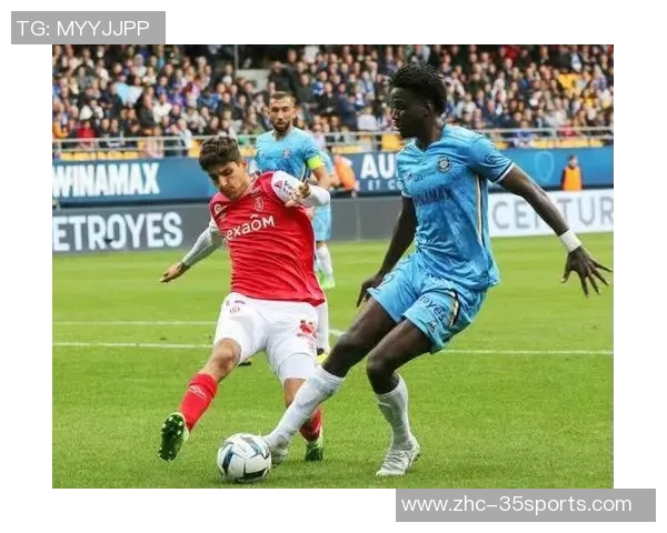 奎维利鲁昂迎战兰斯争夺法乙联赛关键三分的激烈对决 奎维利鲁昂迎战兰斯争夺法乙联赛关键三分的激烈对决